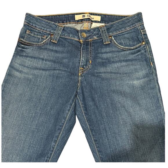 GAP Curvy Low Rise blue wide leg jeans yellow & orange stitching size 30" Waist - Picture 4 of 14